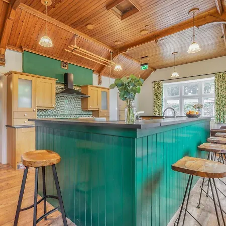 Elm Lodge Holiday home *